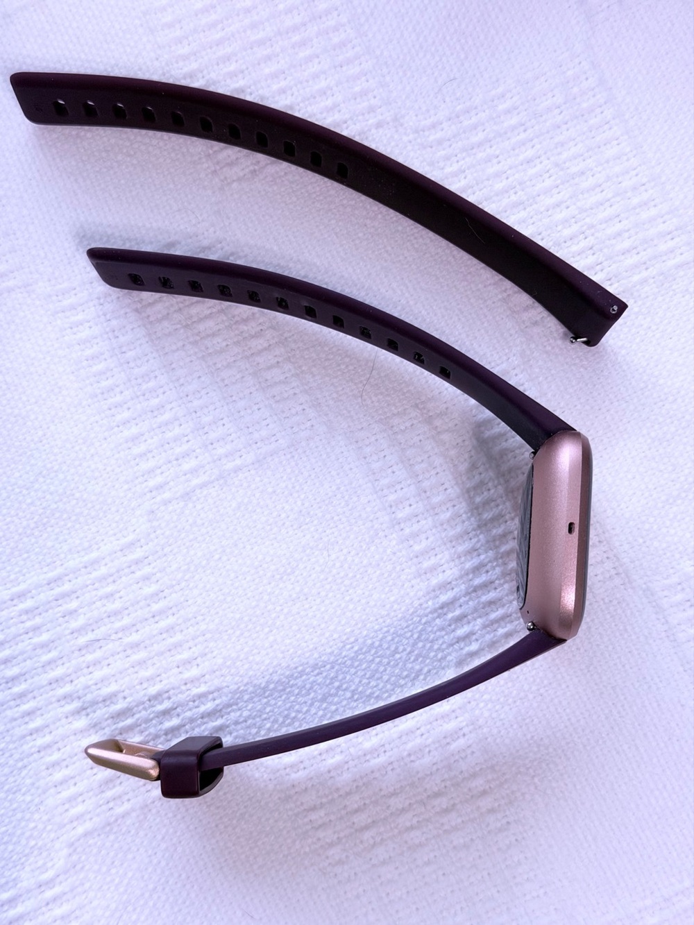 fitbit Versa 2 Smartwatch - Deep Purple with Rose Gold Case - Picture 4 of 16